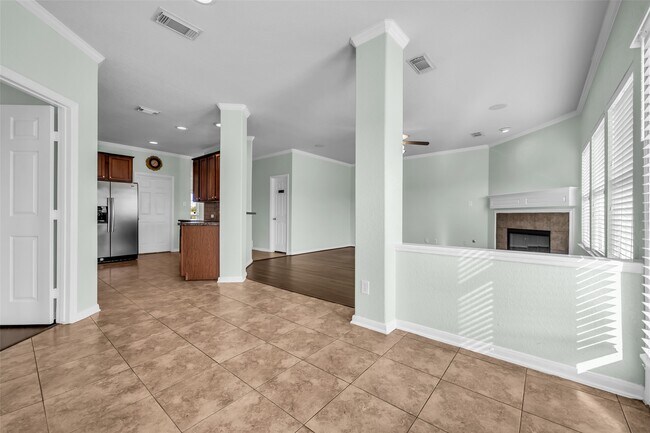 Building Photo - 21611 Mt McKinley Way