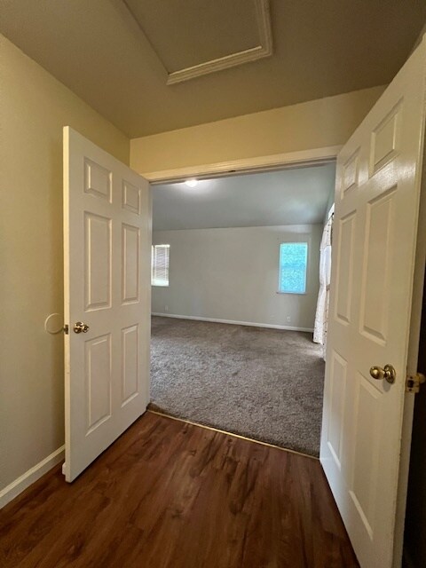 Building Photo - 1057 Windsor Way