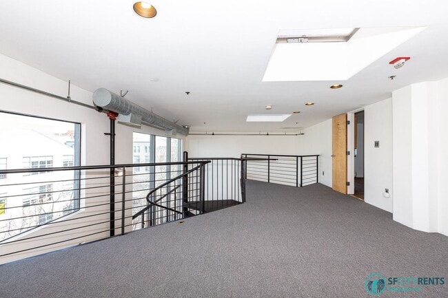 Building Photo - Mission District: Top Floor Loft w/ Roof Deck, Parking & W/D in unit