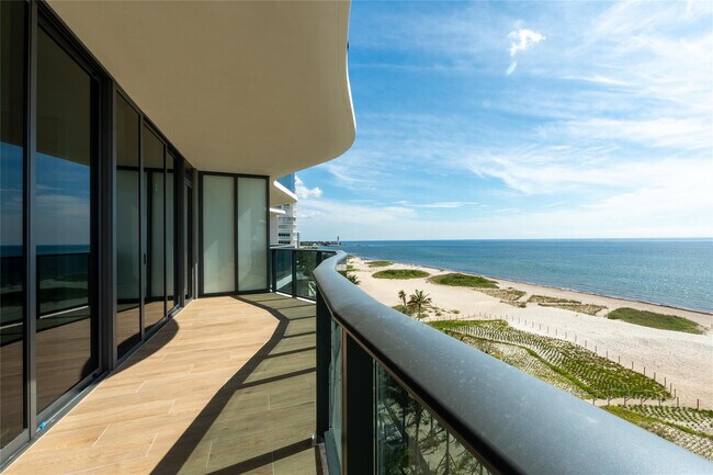 Building Photo - 900 N Ocean Blvd