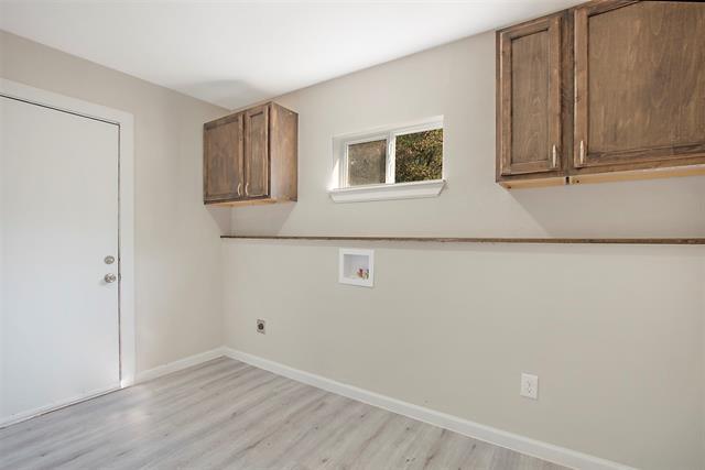 Building Photo - 2709 Kilburn Ave