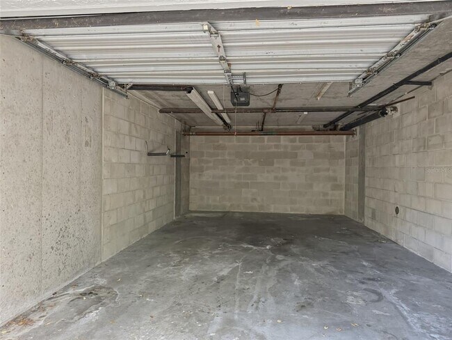 Building Photo - 201 W Laurel St