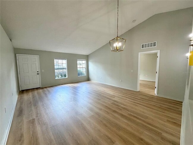 Building Photo - 12052 Villa Rd