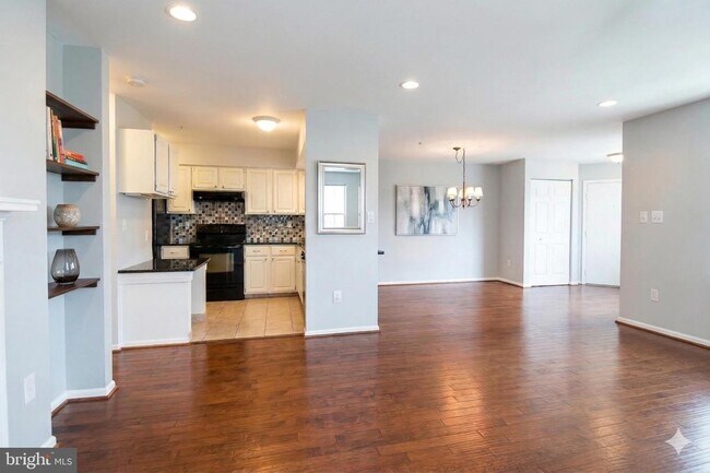 Building Photo - 12201 Eagles Nest Ct