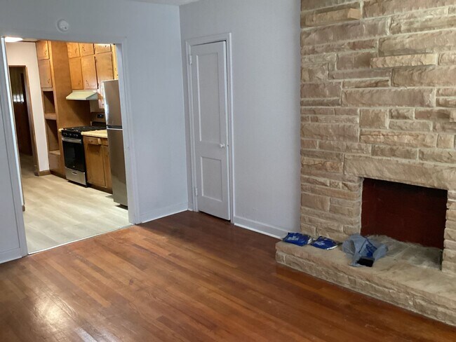 Building Photo - 702 Ansley St