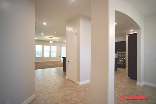 Building Photo - Breathtaking Home Off Calloway and Snow Rd!