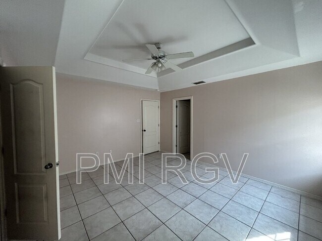 Building Photo - 1817 Tierra Dulce Dr