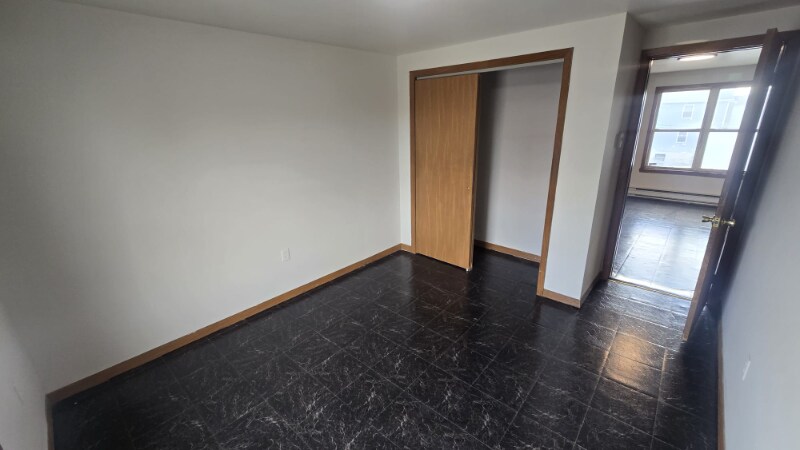 Building Photo - 94 16th Ave