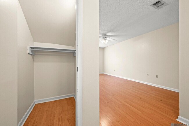 Building Photo - 1686 Brightside Dr