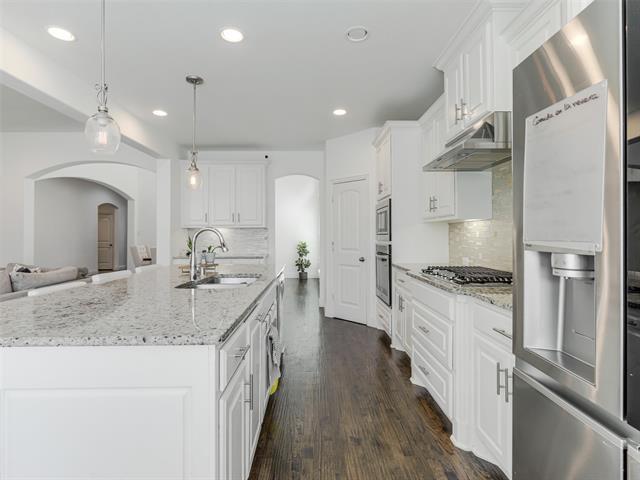 Building Photo - 708 Sandbox Dr