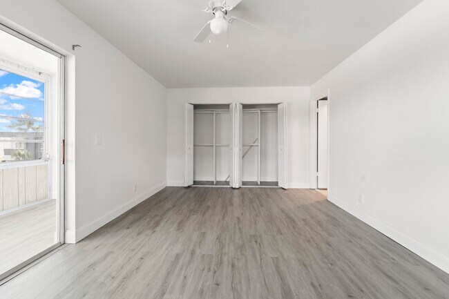 Building Photo - 938 Normandy Trail