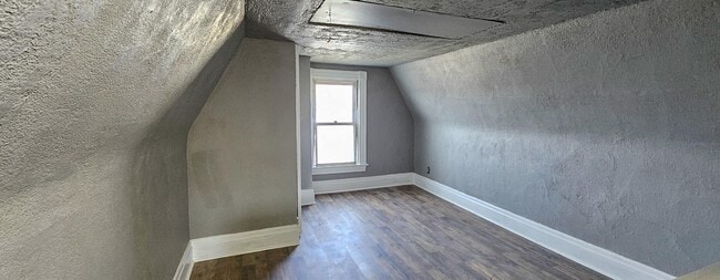 Building Photo - 732 Boggs Ave