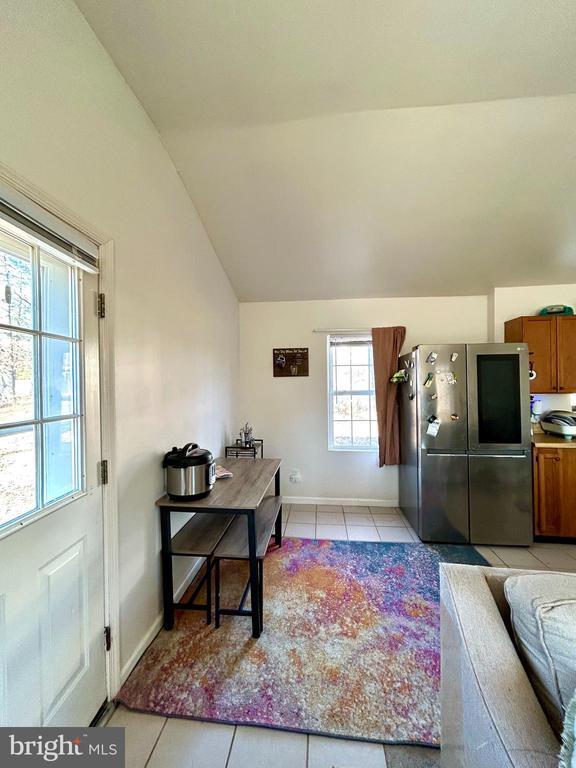 Building Photo - 208 Telegraph Rd