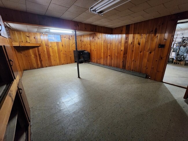 Building Photo - 7522 Utegg Rd