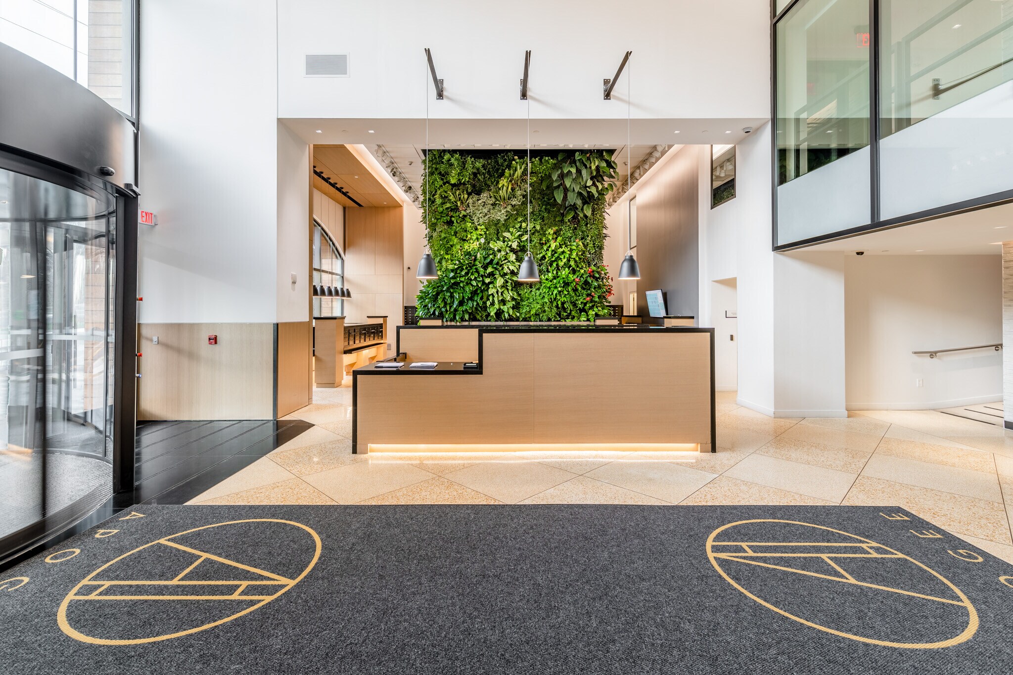 concierge desk - 250 Gorge Rd