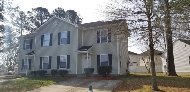 Primary Photo - 3 Bedroom 2.5 Bath single family in Chesap...