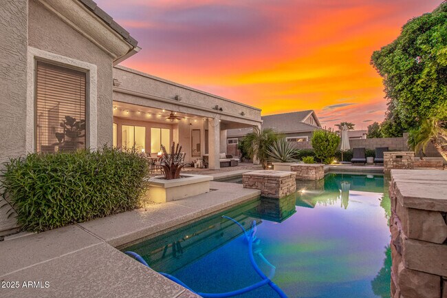 Building Photo - 10502 E Posada Ave