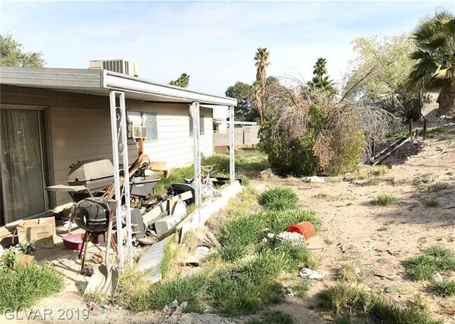 Building Photo - 3955 Ventura Way