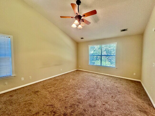 Building Photo - Rivers End Three Bedroom Home with a Fence...