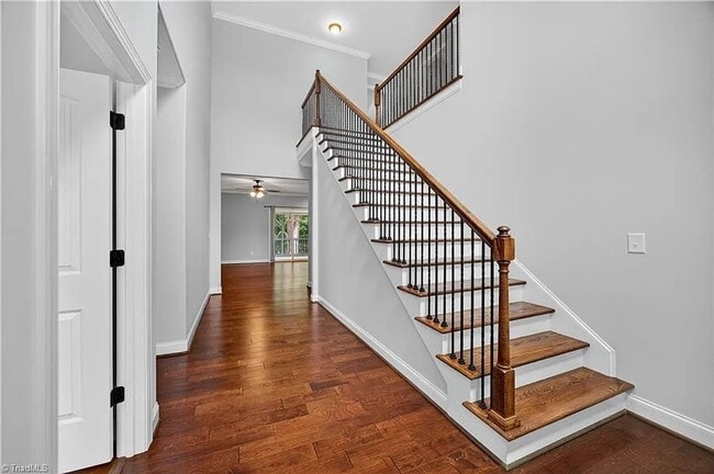 Building Photo - ****** $200 OFF FIRST FULL MONTH OF RENT!! ******