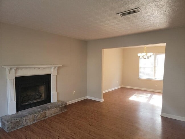 Building Photo - 5331 Medena Way