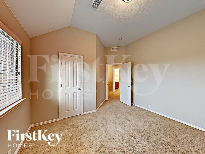 Building Photo - 816 Cutting Horse Dr