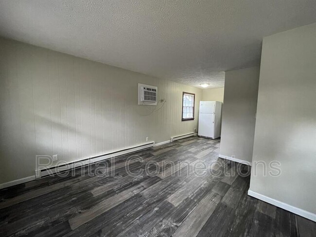 Building Photo - 109 Parkview Ln