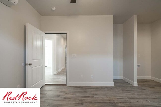 Building Photo - Single Family Home in Hurricane with an attached Casita!