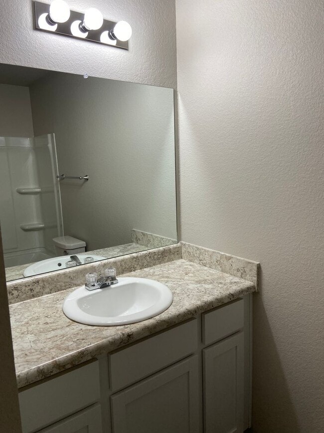 Building Photo - Pre-Leasing Now | Spacious 3 Bedroom, 2 Bathroom Home in Conrad Court
