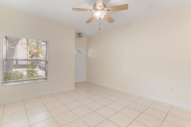 Building Photo - Spacious 3-Bedroom Condo Retreat in Bradenton – Your Perfect Home Awaits!