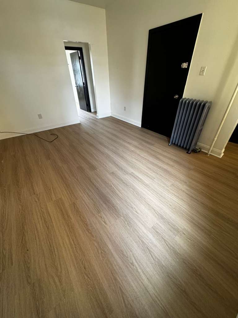 Building Photo - 129 Chestnut St