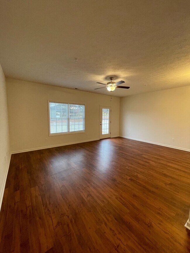 Building Photo - 2875 Congers Creek Rd