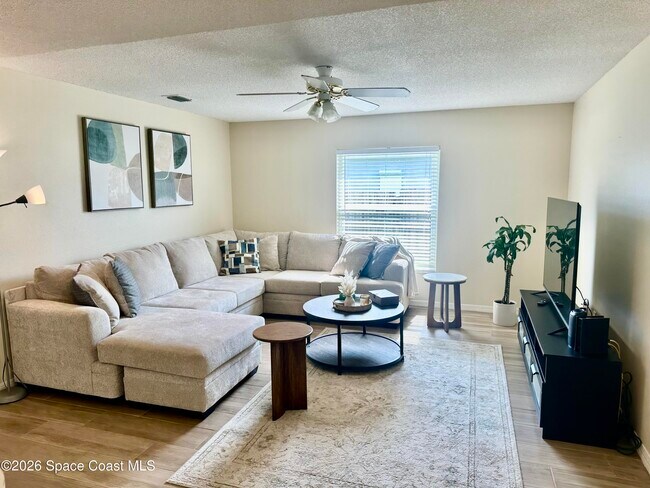 Building Photo - 1143 Egret Lake Way
