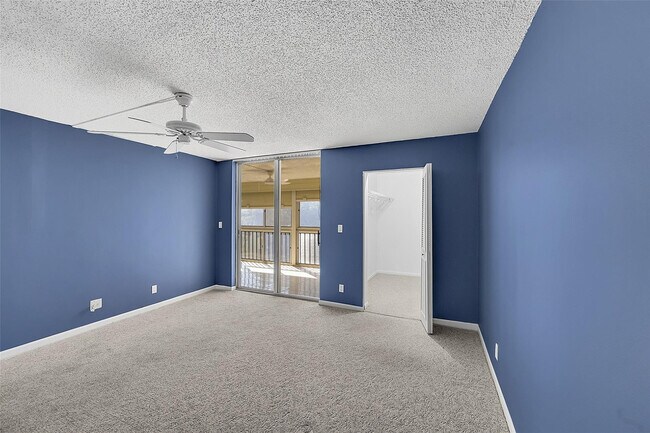 Building Photo - 14773 Cumberland Dr