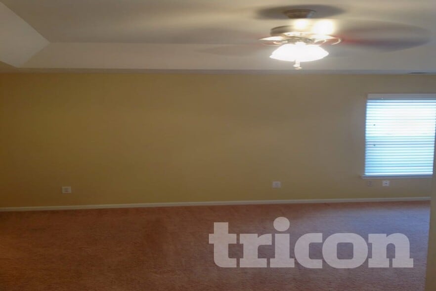 Building Photo - 8422 Somerton Cir