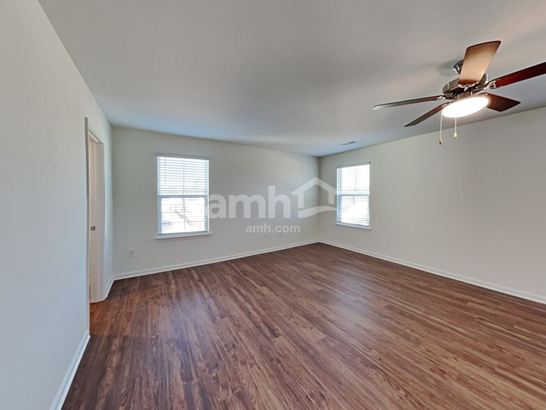 Building Photo - 5329 Cairo Ct