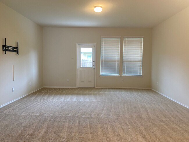 Building Photo - Coming Soon in Lake Pointe!