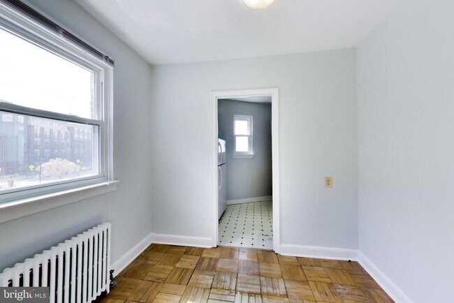 Building Photo - 1720 N Quinn St