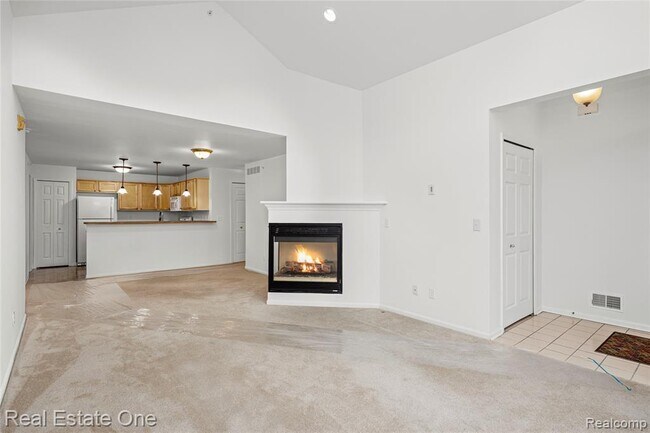 Building Photo - 23102 Alexa Dr