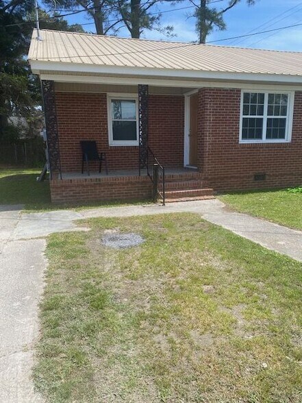 Building Photo - 595 South 7th Street