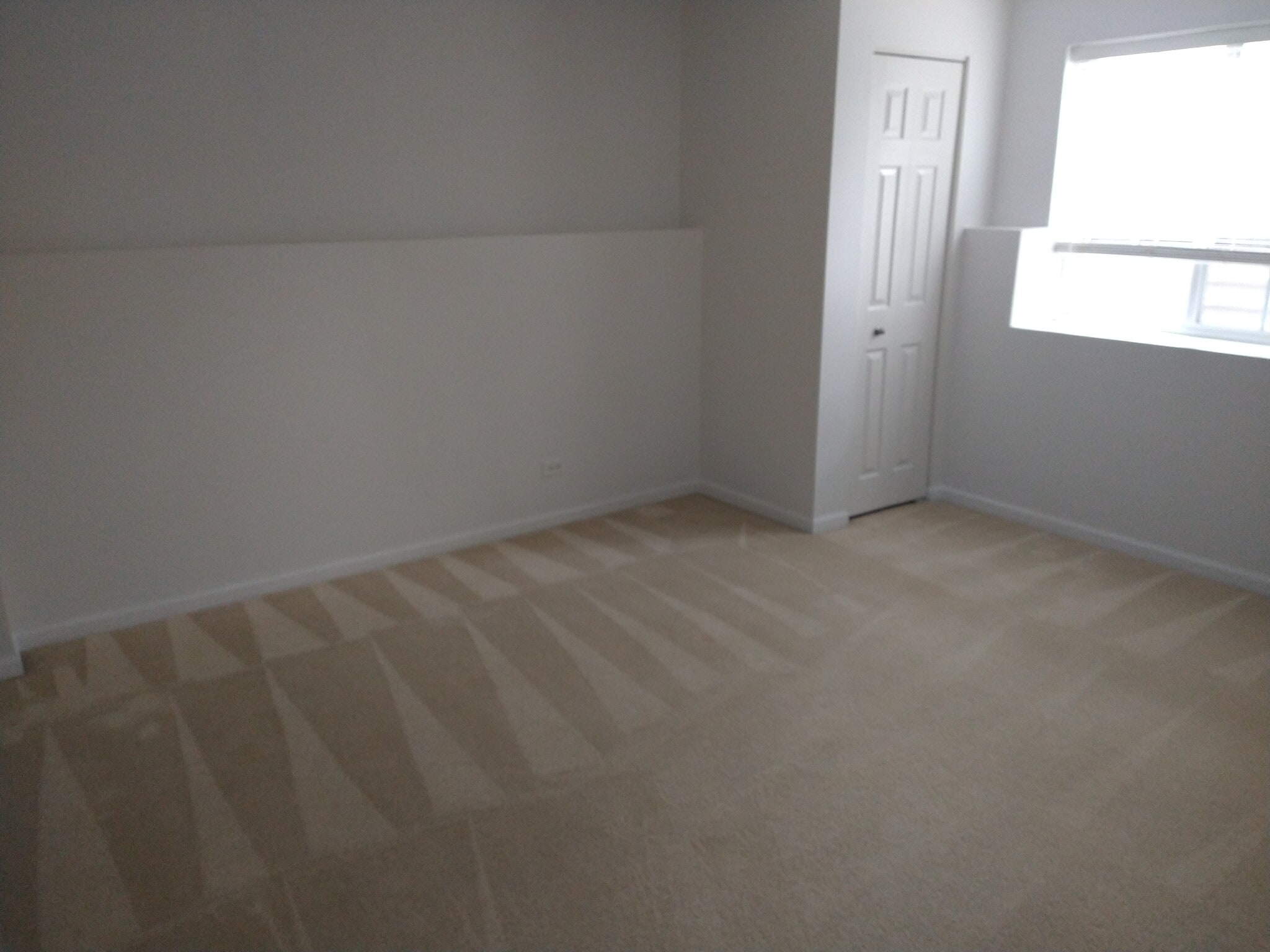 Building Photo - 2291 Beresford Dr