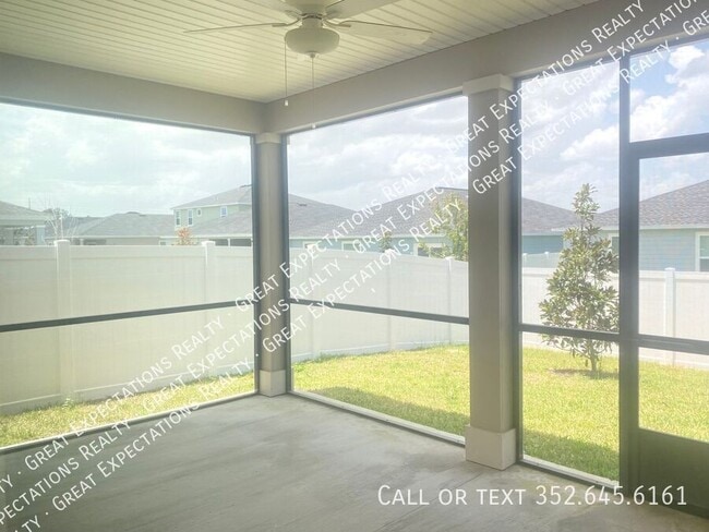 Building Photo - 4706 SW 83rd Lp