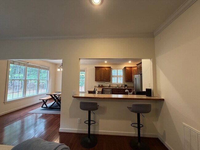 Building Photo - Carolina Lakes Gated Community!!