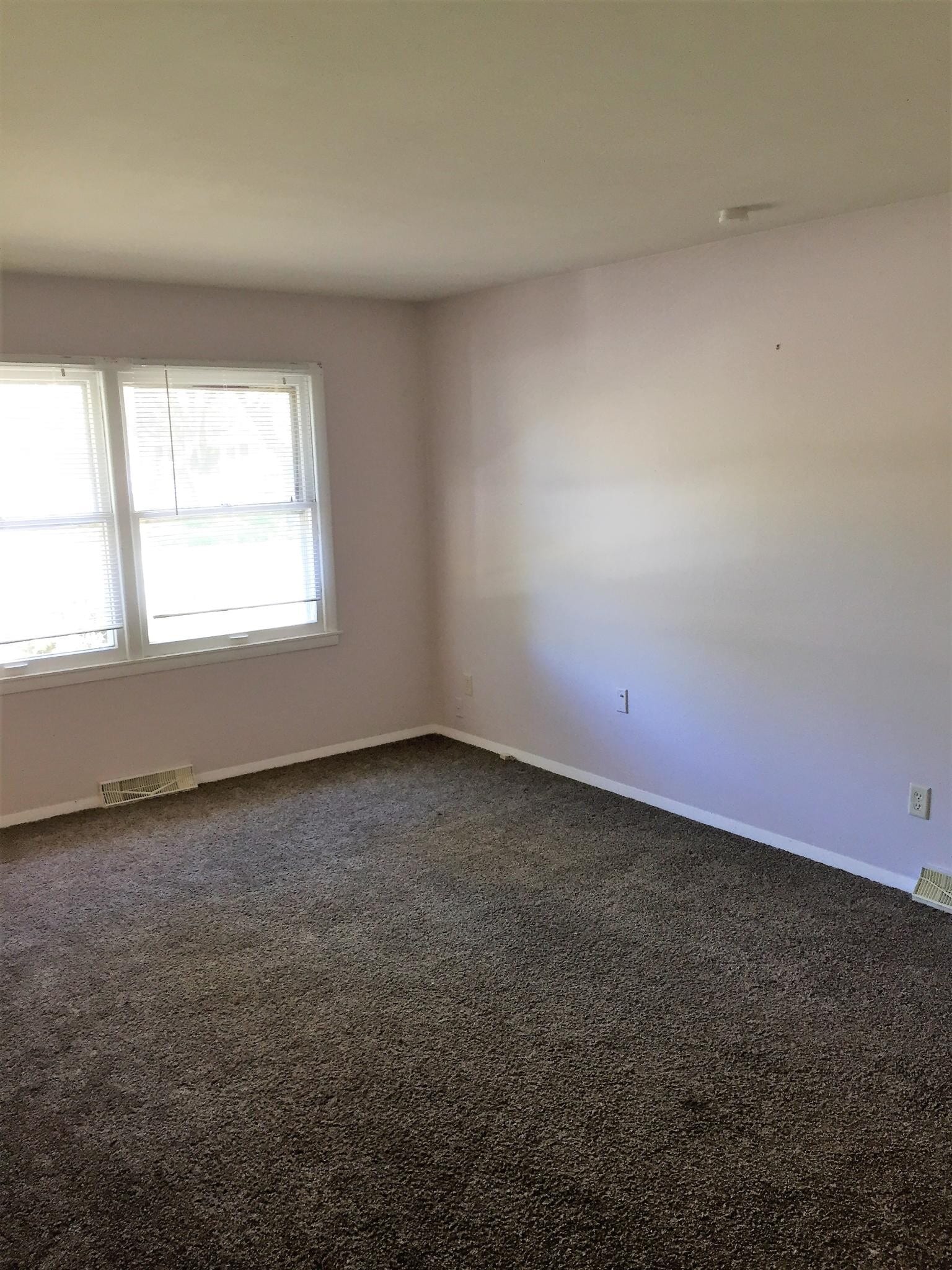 Building Photo - 2604 40th Pl