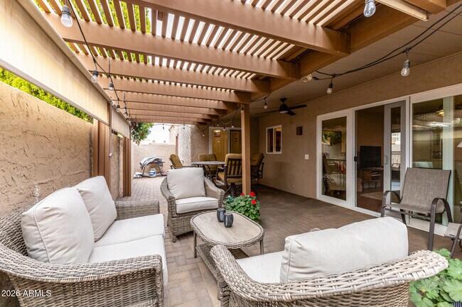 Building Photo - 475 Leisure World