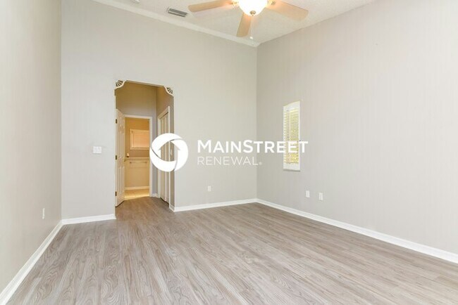 Building Photo - 3 Bedroom Pet-Friendly Home in Tarpon Spri...