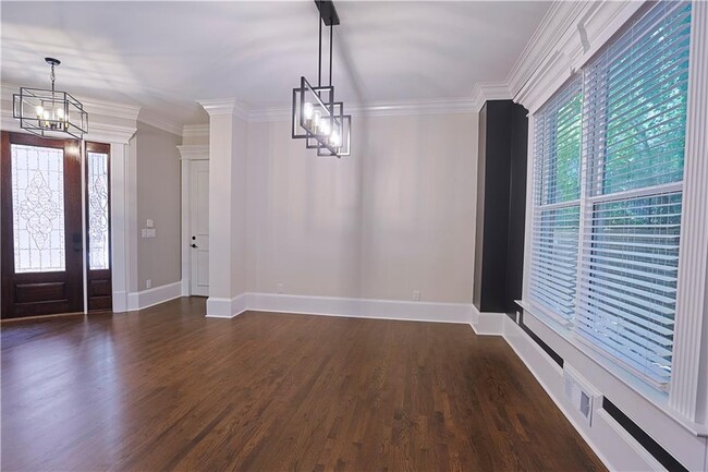 Building Photo - 1294 Lenox Park Blvd NE