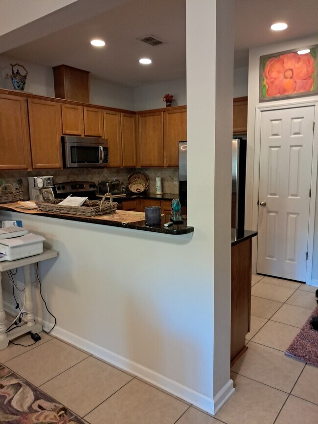 Building Photo - 317 Sand Oak Blvd