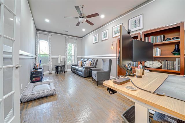 Building Photo - 528 Warner Dr
