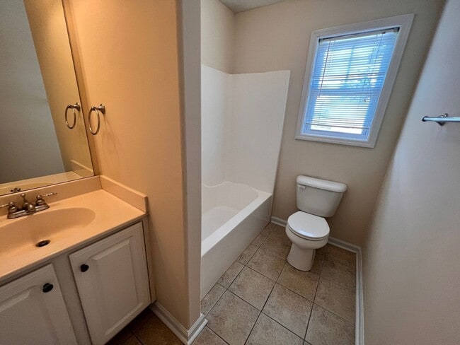 Building Photo - PRE-LEASING FOR AUGUST 2026!